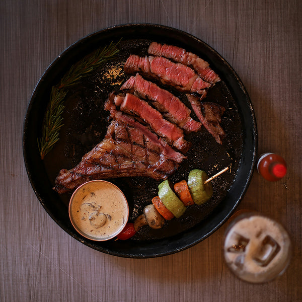 Tomahawk Steak voor de Feesttafel